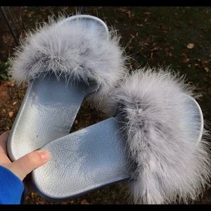 Fluffy Grey Slides